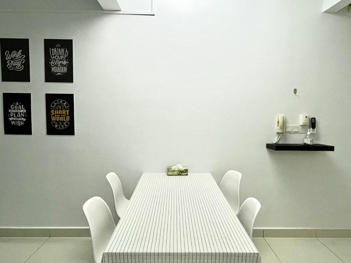 Minimalist Loft IV @Decentrum Appartement Kajang Buitenkant foto